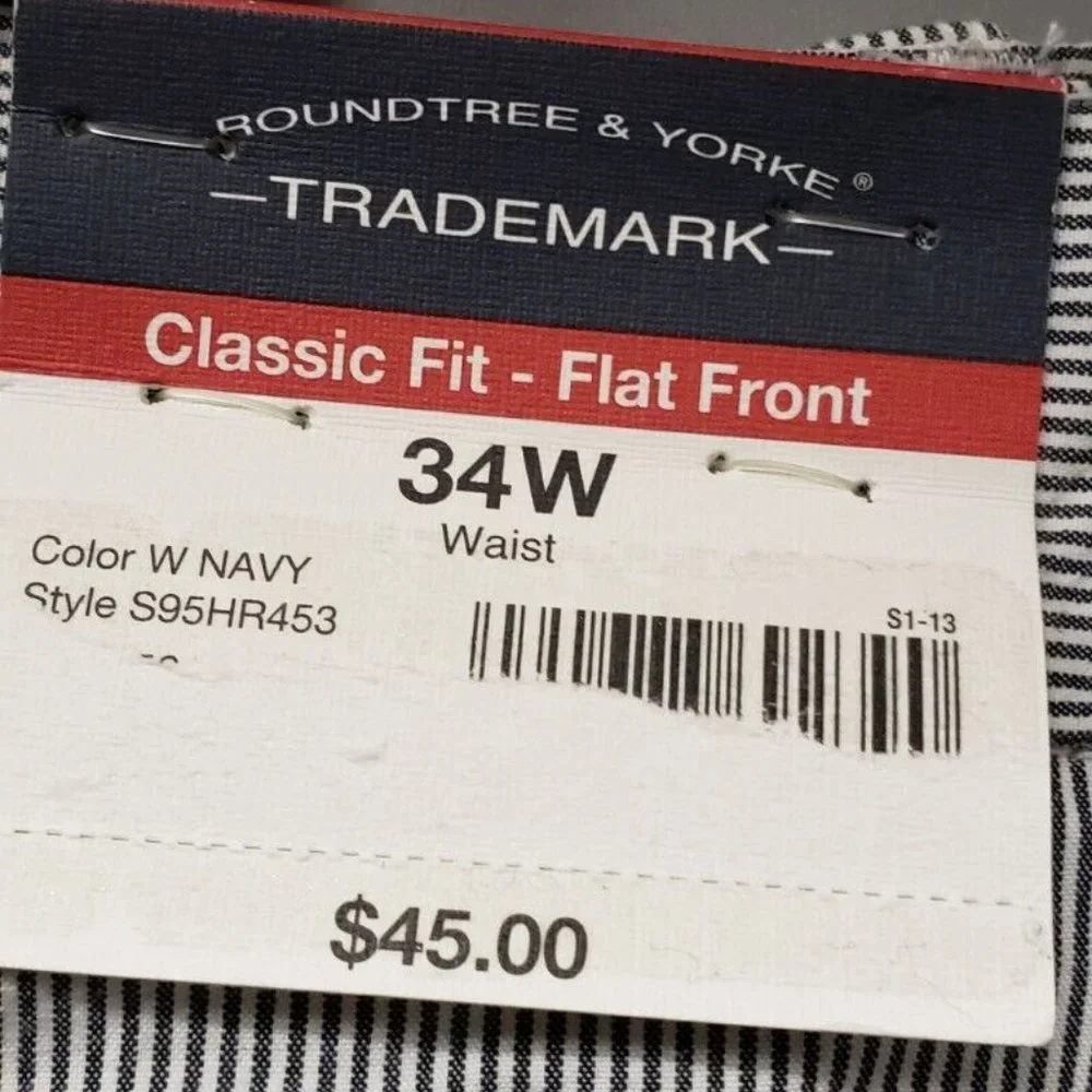 Roundtree & York Men's Chino Shorts  Size: 34  Classic Fit  Flat Front  Stripe